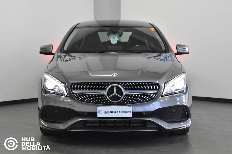 MERCEDES-BENZ CLA 180 d Automatic Premium